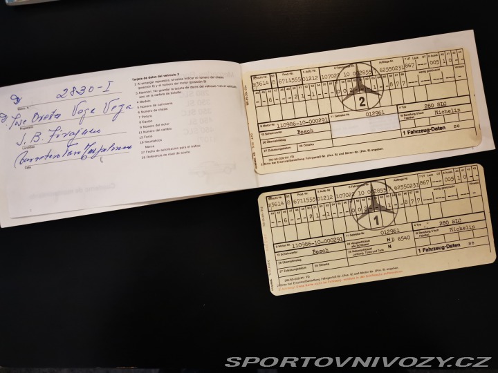 Mercedes-Benz SLC 280 (C107)manuál, testace 1977
