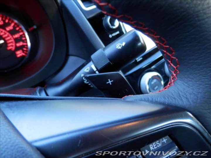 Subaru WRX STI 2,0 i 200kW 4x4 automat 2017