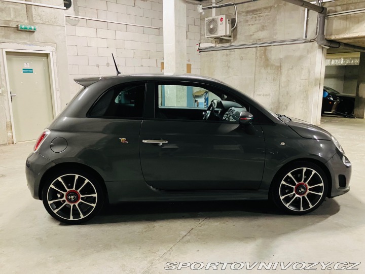 Abarth 595 2015