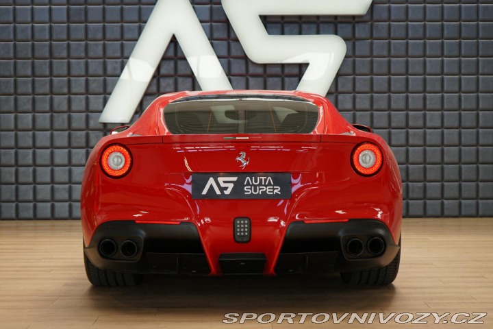 Ferrari F12berlinetta V12 Carbon PasDisplay JBL 2016