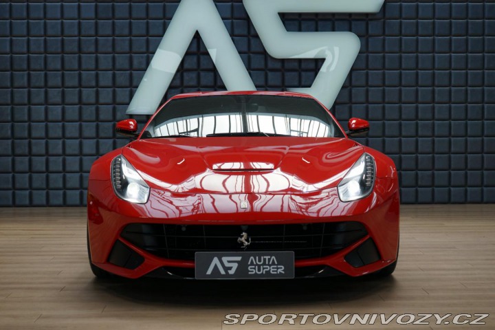 Ferrari F12berlinetta V12 Carbon PasDisplay JBL 2016