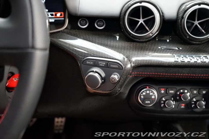 Ferrari F12berlinetta V12 Carbon PasDisplay JBL 2016