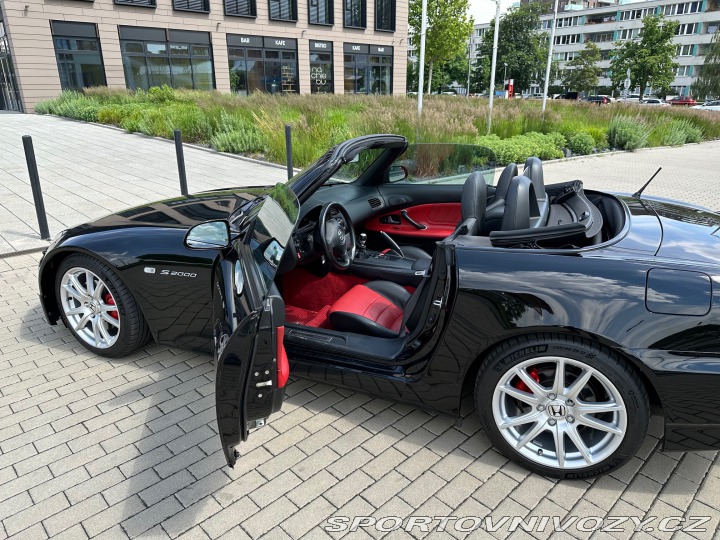 Honda S2000 240 PS (jen 22tis. km) 2007