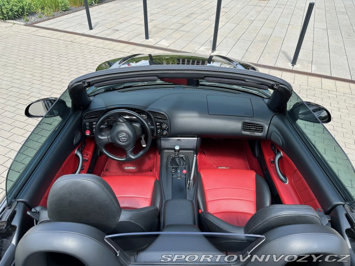 Honda S2000 240 PS (jen 22tis. km) 2007