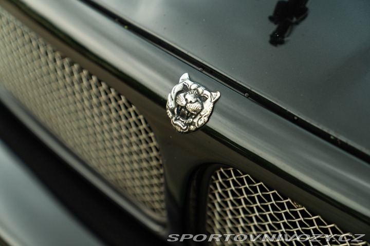 Jaguar XJR 2000