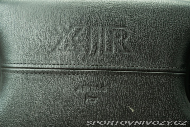 Jaguar XJR 2000