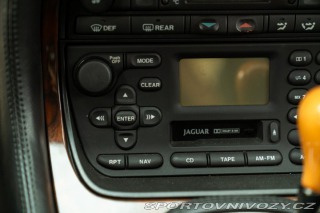 Jaguar XJR  2000