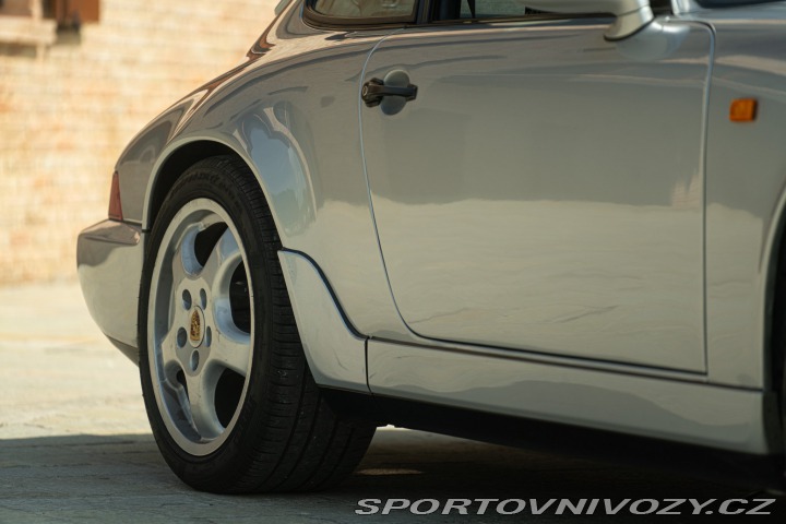 Porsche 911 964 (911) CARRERA 2 1990