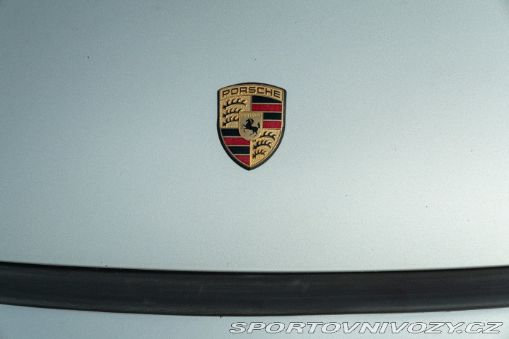 Porsche 911 964 (911) CARRERA 2 1990