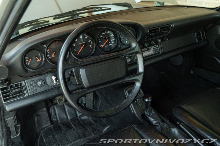 Porsche 911 964 (911) CARRERA 2 1990