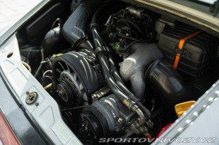 Porsche 911 964 (911) CARRERA 2 1990