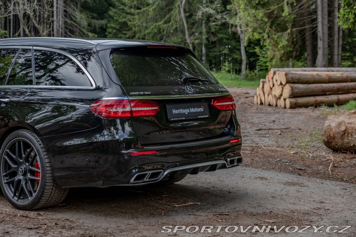 Mercedes-Benz E 63AMG S 4matic+ BRABUS700 2017