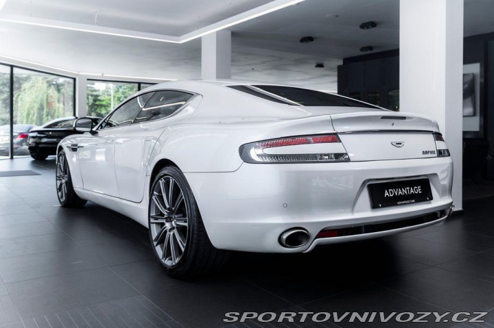 Aston Martin Rapide 2011
