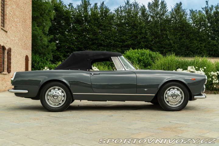 Alfa Romeo Spider 2600 SPIDER TOURING 1966