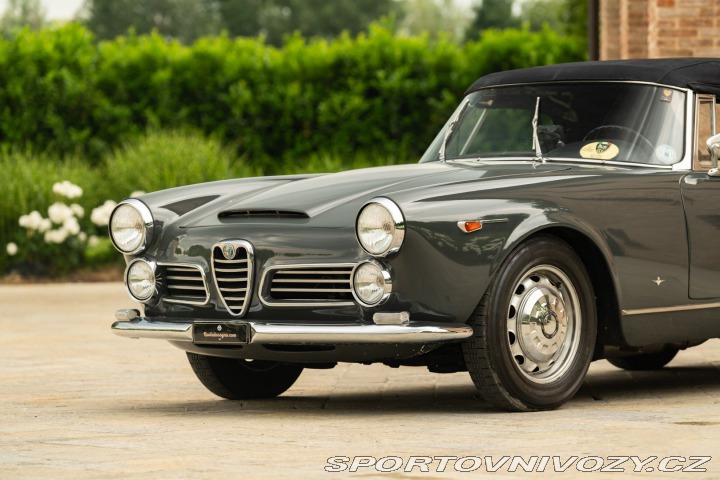 Alfa Romeo Spider 2600 SPIDER TOURING 1966