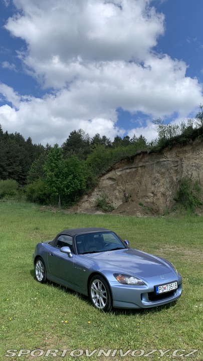 Honda S2000 AP2 2004