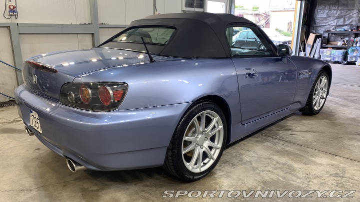 Honda S2000 AP2 2004