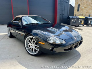 Jaguar XKR  2000