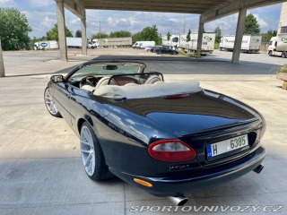Jaguar XKR  2000