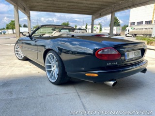 Jaguar XKR  2000