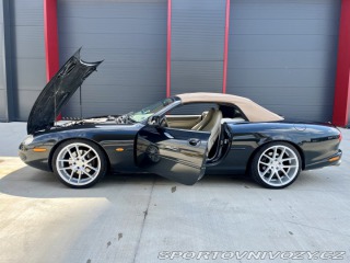 Jaguar XKR  2000