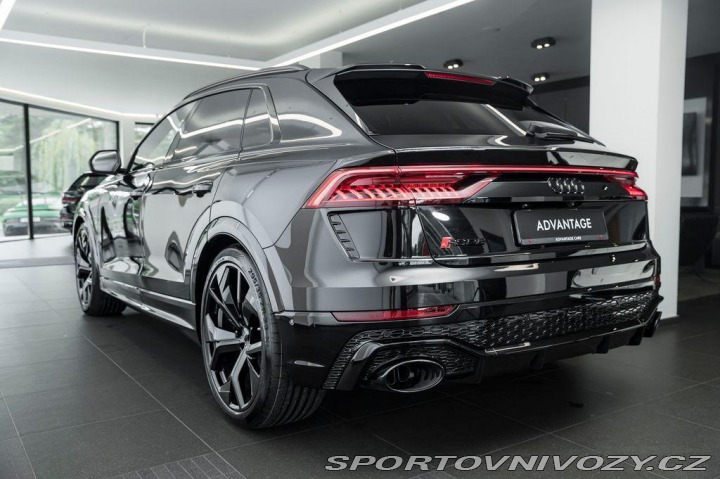 Audi RS Q8 TFSI quattro/Pano/23/Karb 2024
