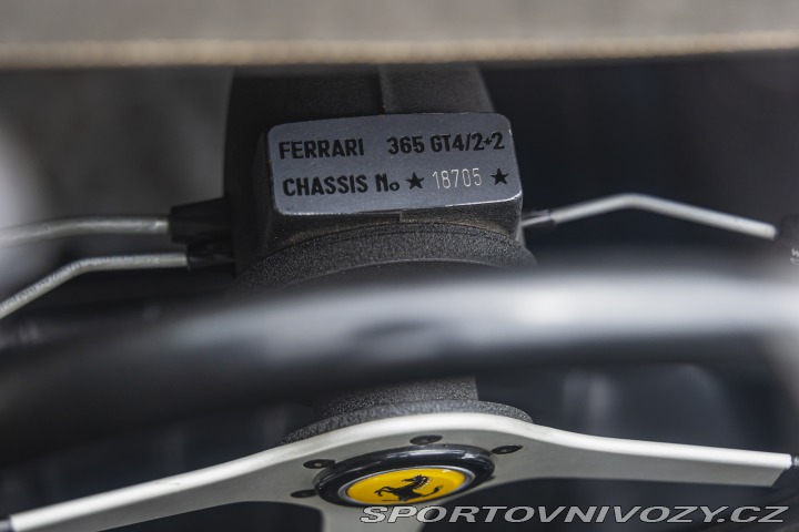 Ferrari 365 GT4 2+2 1975