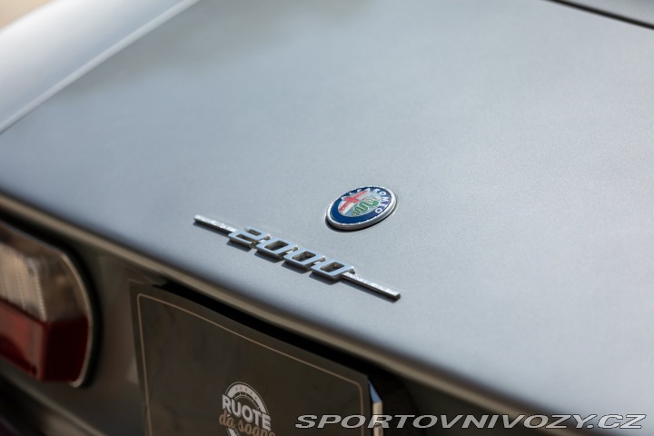 Alfa Romeo GT 2000 VELOCE 1974
