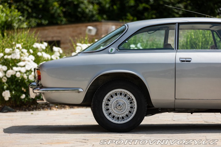 Alfa Romeo GT 2000 VELOCE 1974