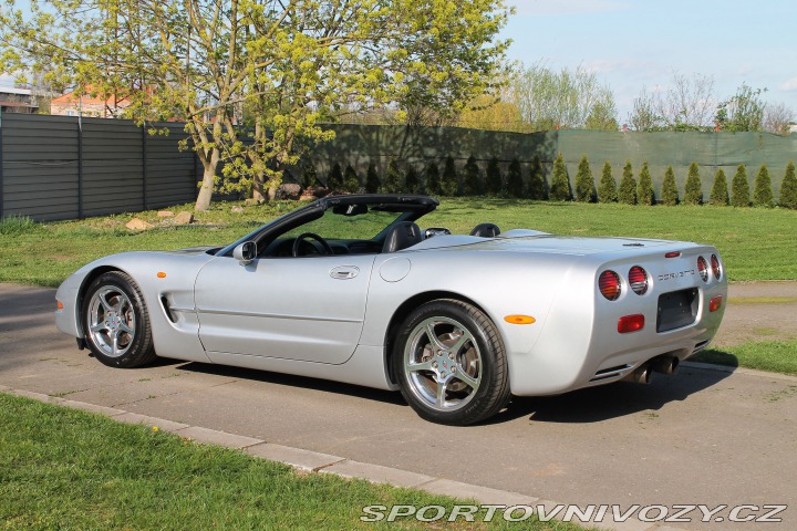 Chevrolet Corvette C5 5.7 Cabrio, EU verze 2002