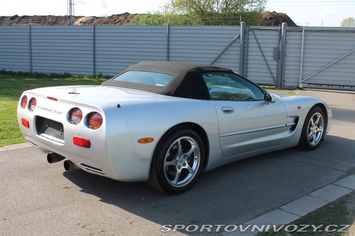 Chevrolet Corvette C5 5.7 Cabrio, EU verze 2002