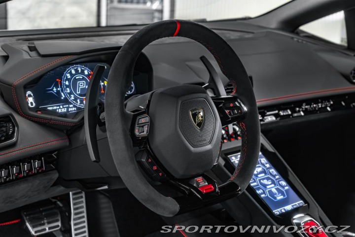 Lamborghini Huracán Sterrato SENSONUM/LED/SES 2023
