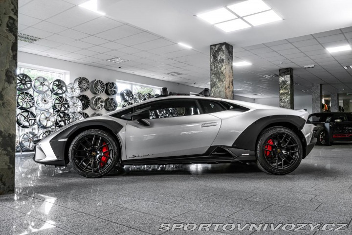 Lamborghini Huracán Sterrato SENSONUM/LED/SES 2023