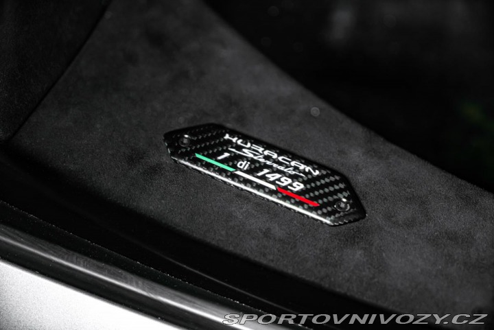 Lamborghini Huracán Sterrato SENSONUM/LED/SES 2023