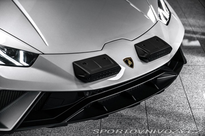 Lamborghini Huracán Sterrato SENSONUM/LED/SES 2023