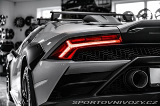 Lamborghini Huracán Sterrato SENSONUM/LED/SES 2023