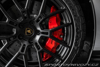 Lamborghini Huracán Sterrato SENSONUM/LED/SES 2023