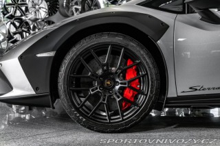 Lamborghini Huracán Sterrato SENSONUM/LED/SES 2023