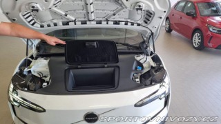 Volvo Ostatní modely EX30 Single Motor Ultra 272 HP 2024