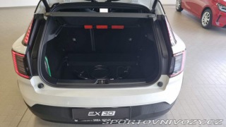 Volvo Ostatní modely EX30 Single Motor Ultra 272 HP 2024