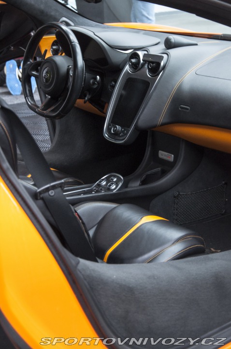 McLaren 570 570 S 2016