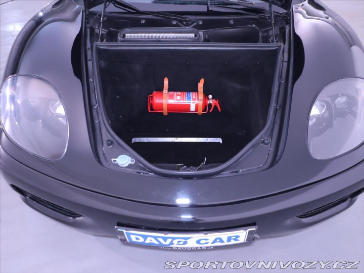 Ferrari 360 3,6 Modena 294kW Manuál 2002