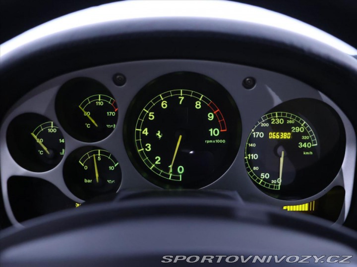 Ferrari 360 3,6 Modena 294kW Manuál 2002
