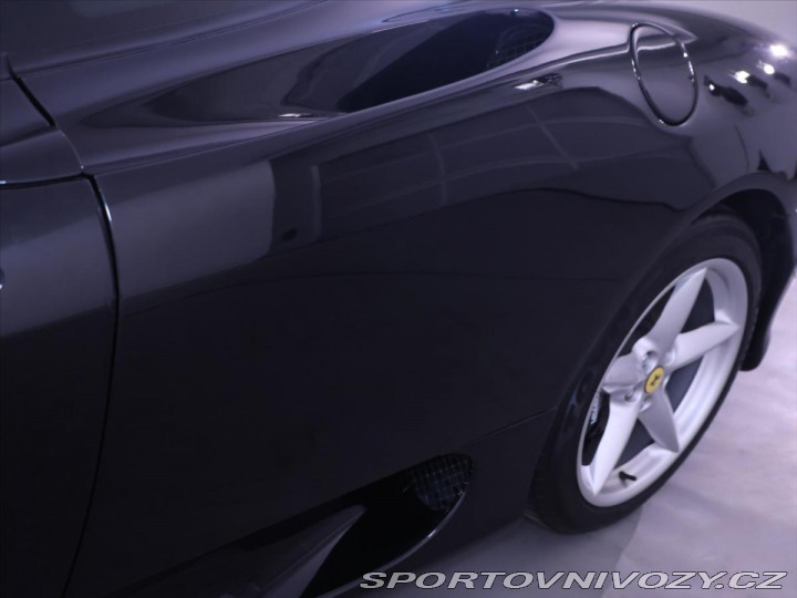 Ferrari 360 3,6 Modena 294kW Manuál 2002