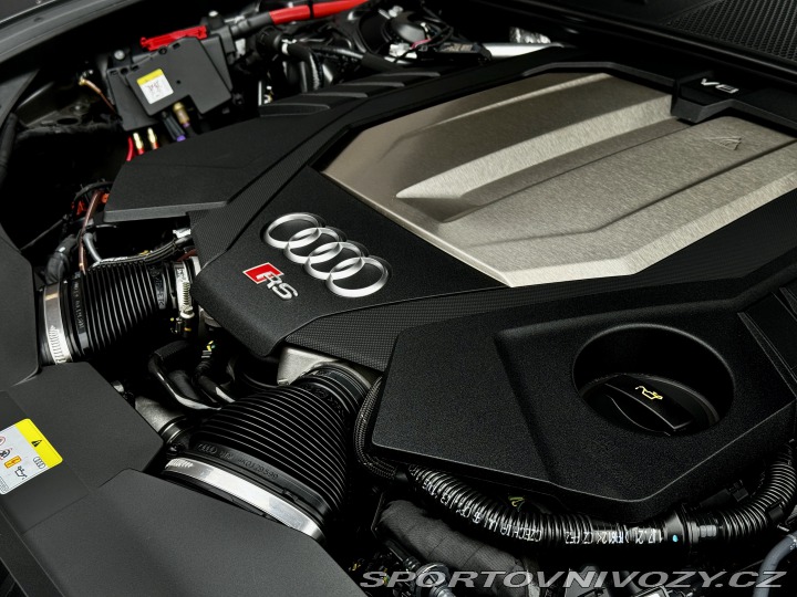 Audi RS6 4.0 V8 441kW B&O Matrix 2021