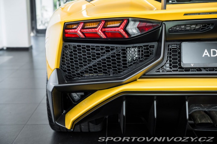 Lamborghini Aventador 2017
