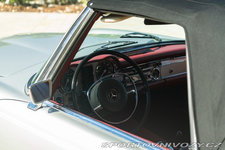 Mercedes-Benz SL 280 SL 1968
