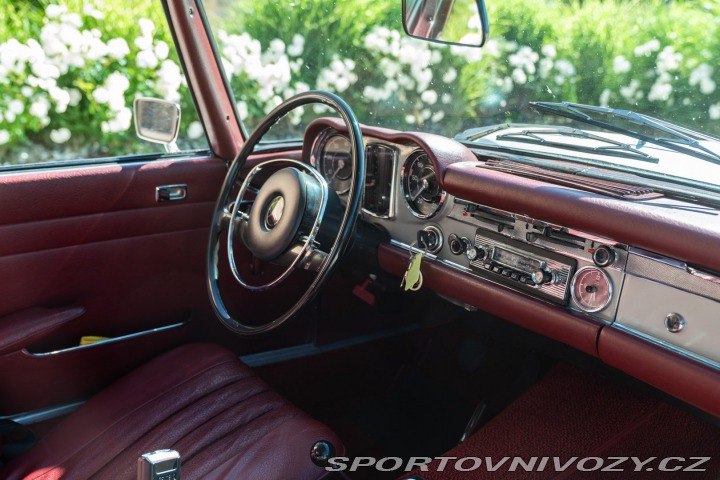 Mercedes-Benz SL 280 SL 1968