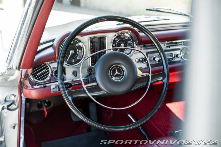 Mercedes-Benz SL 280 SL 1968