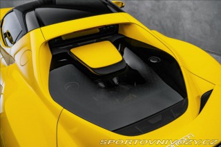 Ferrari 296 GTB Lift, racing sedadla, 2024